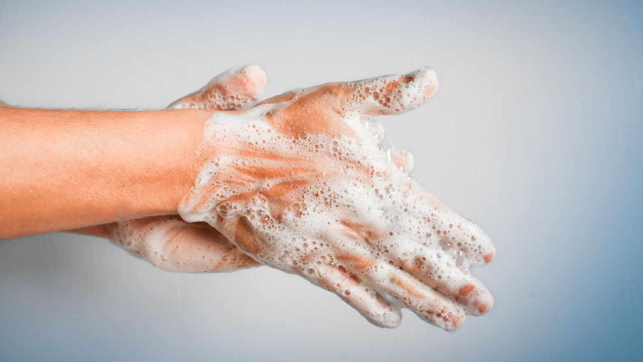 Washing Hands: When and How to Do It Right