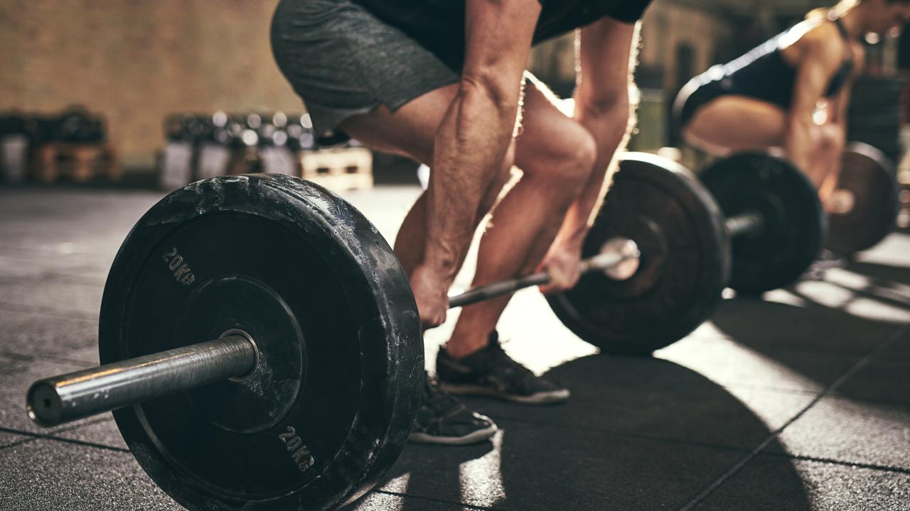 Doing a Deadlift: A Step-by-step Guide